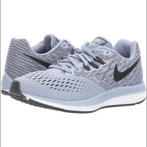 Nike Winflo 4 Men’s Running Shoes Size 10